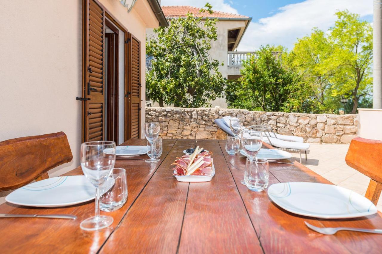 Marica Villa Tkon Exterior photo