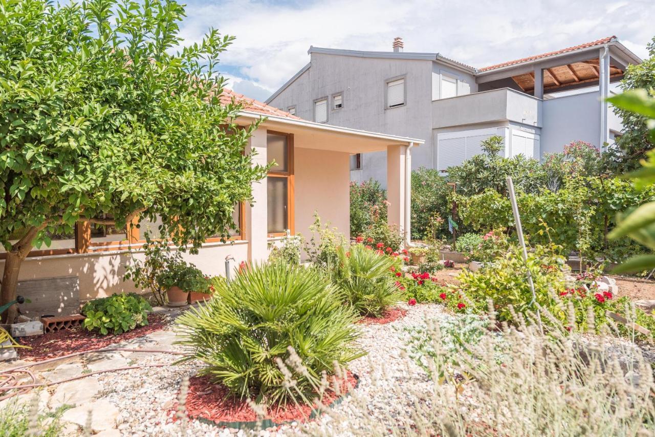 Marica Villa Tkon Exterior photo