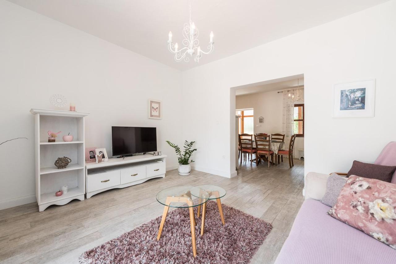 Marica Villa Tkon Exterior photo